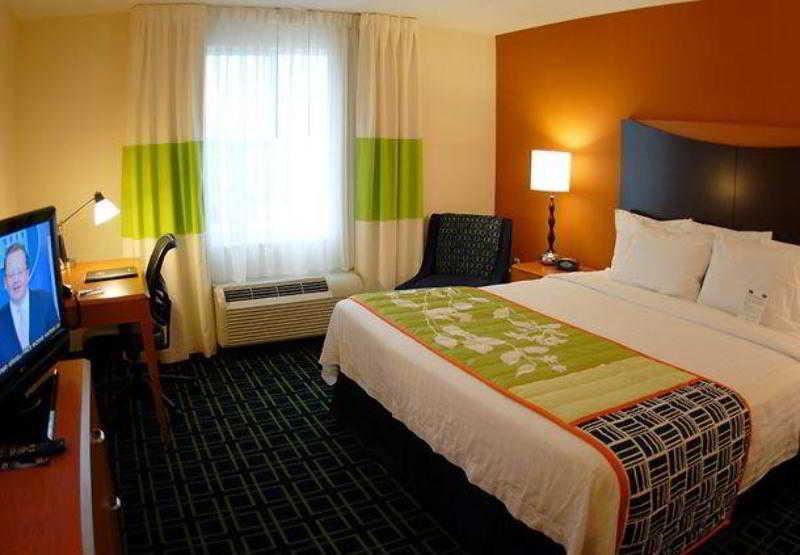Fairfield Inn & Suites By Marriott Mobile Daphne/Eastern Shore Spanish Fort Rum bild