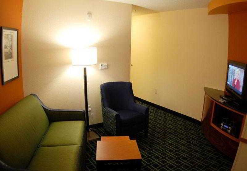 Fairfield Inn & Suites By Marriott Mobile Daphne/Eastern Shore Spanish Fort Inreriör bild